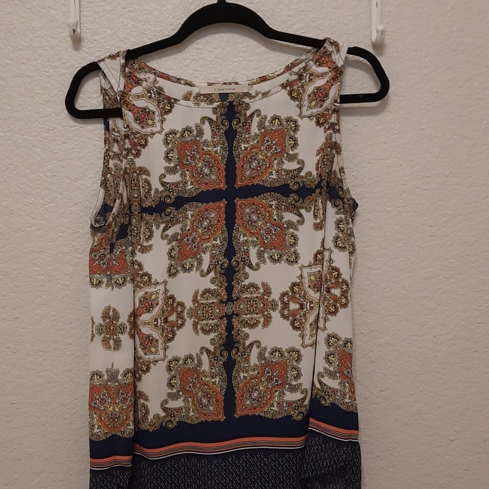 Sleeve less pattern top